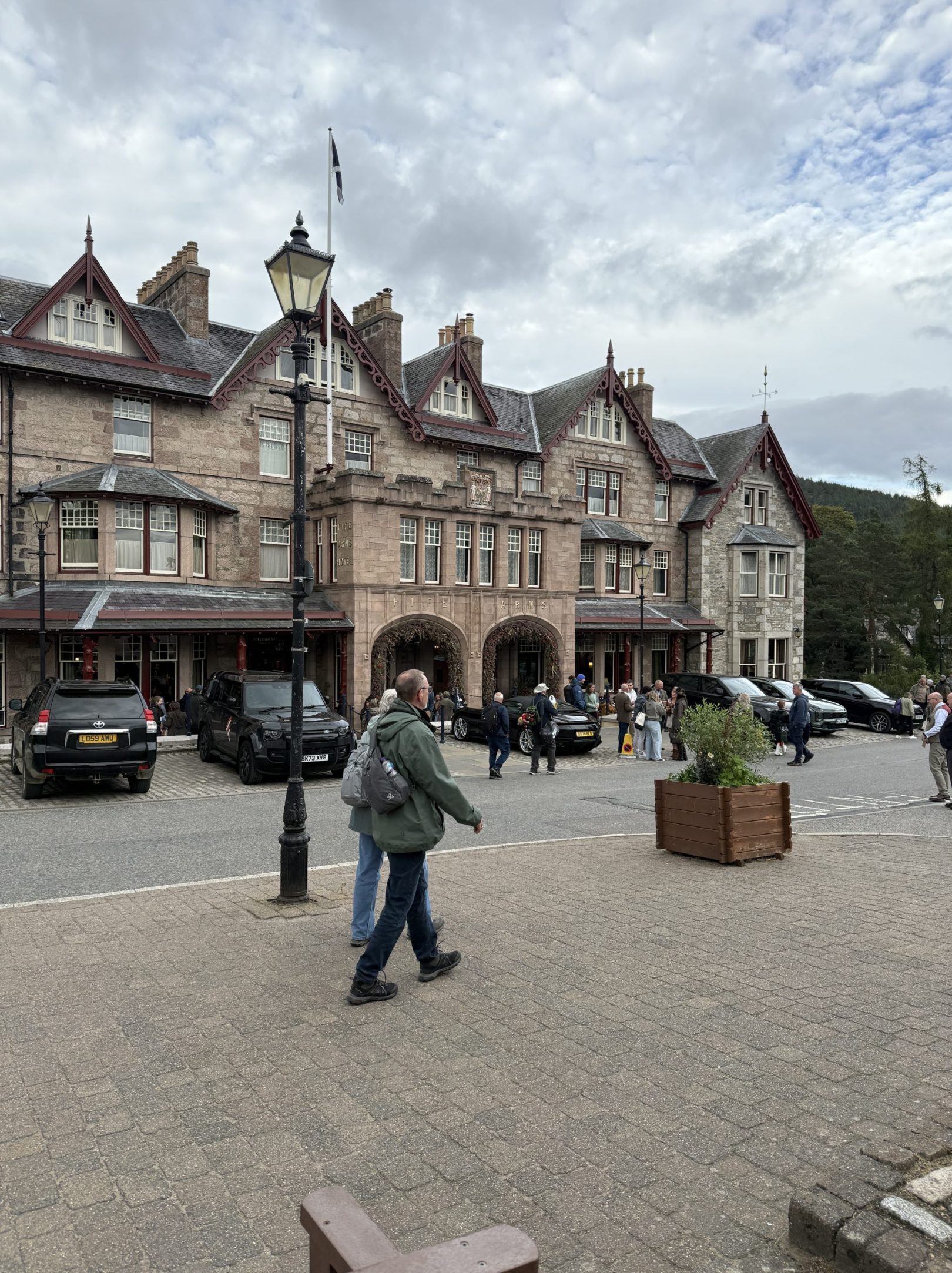 Places to Eat in Braemar